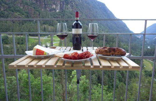 AltaValle Holiday Home, bilocale LIME e monolocale PINK - Foto 1