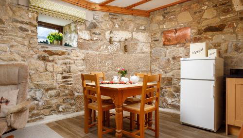 The Roundhouse - Photo 4