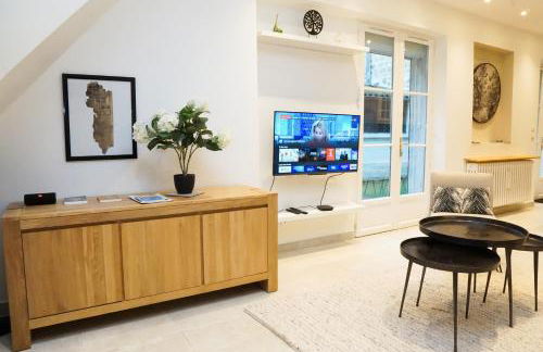 EXIGEHOME - Ici habita Voltaire-Maison en plein centre-ville - Foto 24