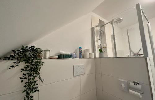 KUELhome - Moderne Wohnung mit Küche & Parkplatz Ausblick auf den bayerischen Wald - Foto 11