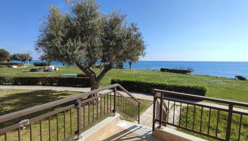 Beachfront Charming Maisonette - Foto 3