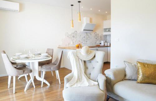 Elegant Holiday House 3D by the Sea with pool and included breakfast - Photo 20