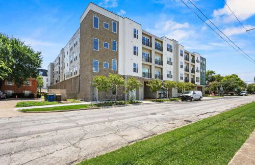 2Beds|2Baths|Near Convention Ctr|Free Parking|Gym - Foto 48