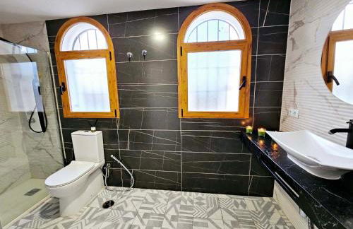 White Paradise Villa - Sol y Luz - by SunCastle apartamentos - Foto 41