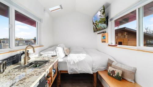 Blue Moon Tiny House Hot Tub & Sauna - Foto 5