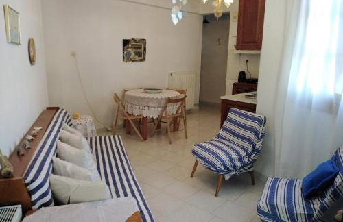 Kamari Beach guest house - Photo 29