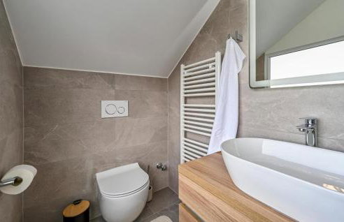 Nice Home In Vinogradi Ludbreski - Foto 50