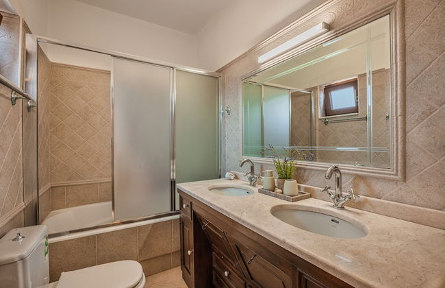 Villa Aris - Photo 41