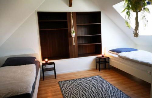 Worker Place Bedburg Hau - Foto 18