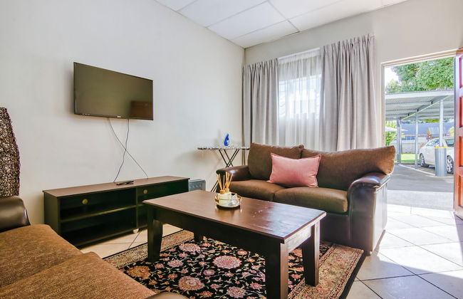 BM Gardens Apartment Hotel - Photo 19