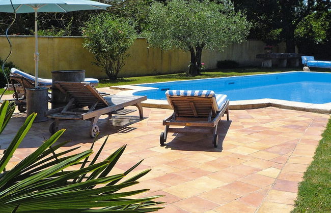 Cozy Noves Home With Pool Access - Foto 9