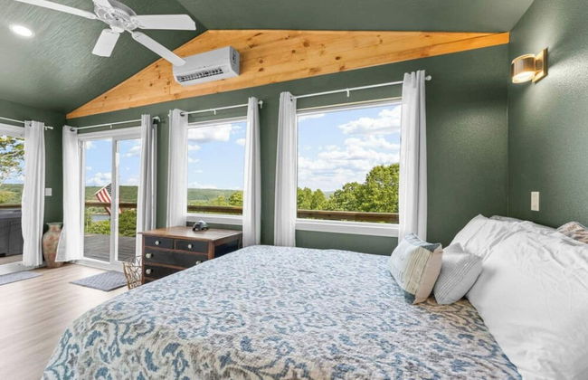 Romantic Lake Haven - Couples' Cabin - Foto 2