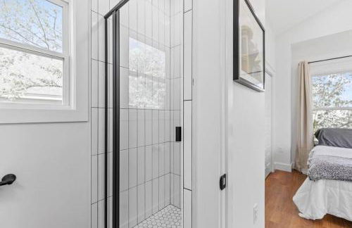 New•Downtown• OneTreeHill Bridge - Foto 18