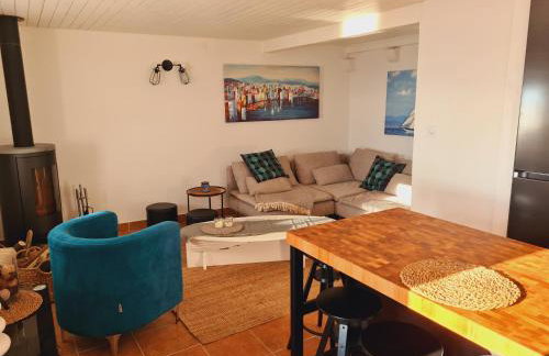 Amber's Place: cosy house with pool and sea views - Foto 2