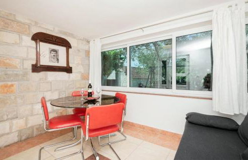 2 Bedroom Stunning Home In Desne - Foto 34