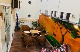 Apartamento com varanda Gourmet na praia da enseada - Foto 52