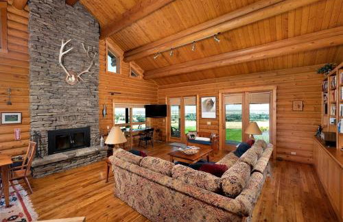 Intimate Off-Grid Cabin with Fire Pit and Mountain Views in Montana - Foto 38