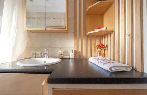 Cosy 1-Bedroom Glenville Escape -Sleeps 4 -Fast Wi-Fi - Foto 5