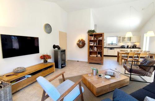 Luxuriöses, familienfreundliches Ferienhaus ,,Amy,, mit Whirlpoolwanne, Kamin und Garten - Foto 47