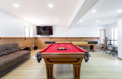 Modern Rustic Lodge! Game Room - Photo 12