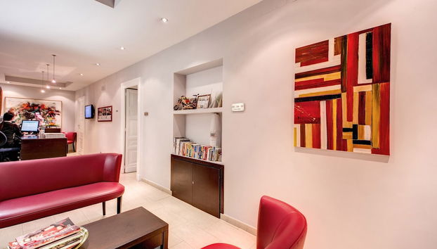 Coin salon dans le hall