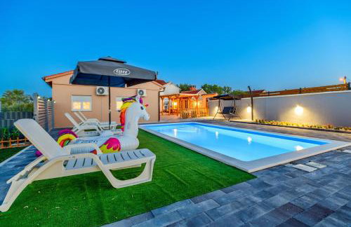 Countryside holiday home - pool - big terrace - Foto 22