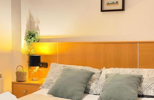 VUT Plaza Florida - Parking gratis - Foto 5