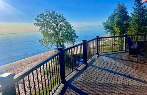Lake Michigan Cabin w/Hot Tub & Stunning Views - Foto 3