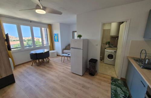 City center apartment with sea view - Foto 20