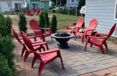 Sister Lake Cottages - Unit 7 - Photo 6