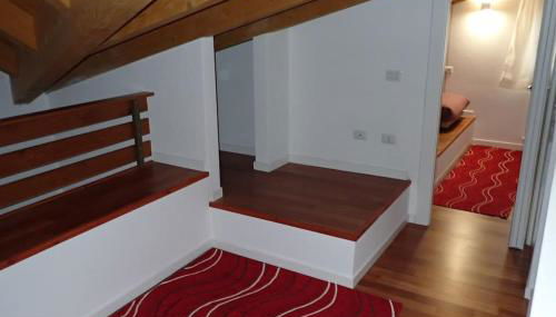 Incantevole appartamento con piscina e vista monti - Foto 4