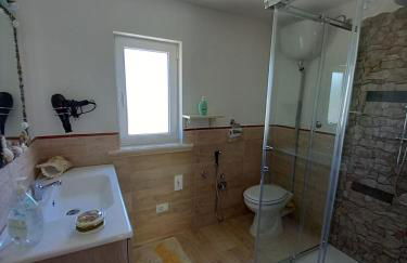 La Terrazza Solarium, in pieno centro 60m dalla stazione ferroviaria 700m dal mare - Foto 4