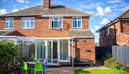 3BR Grantham Retreat, Perfect for Work Stays & Parking - Foto 3