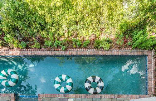 Serene Cottage with Beautiful Garden and Heated Pool - Foto 19