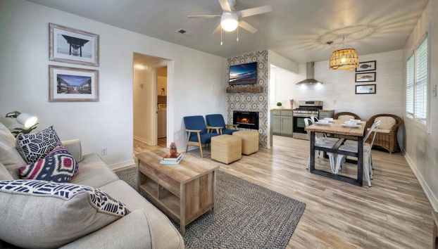 Kenna s Kabana by Avantstay 2 Blocks to Beach - Foto 4, Habitación