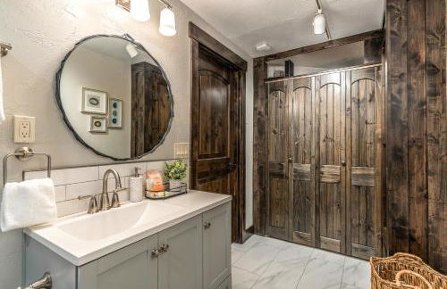 The Electric Bungalow - Photo 21