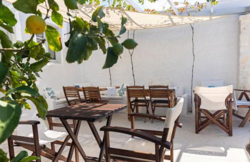 Monachofolitses - Photo 11