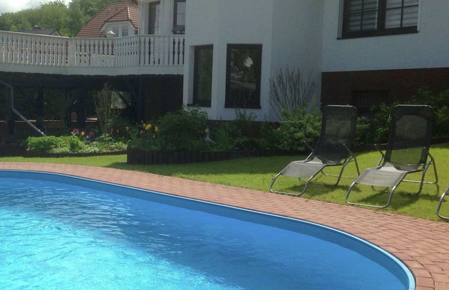 Group Hideaway With Pool - Photo 20