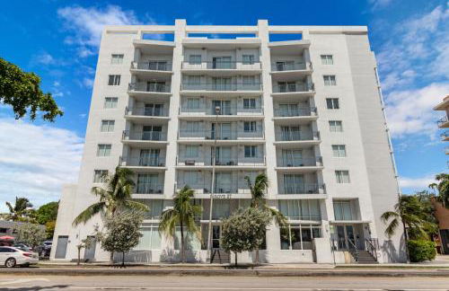 Roami at Grove 27 - Photo 90