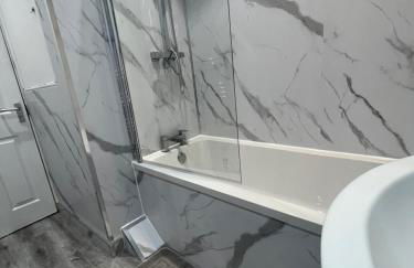 Comfortable, spacious 2 Bedroom house close to Etihad Stadium - Foto 18