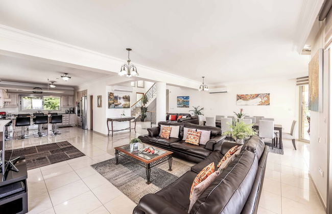 Katina Beach Villa - Foto 8