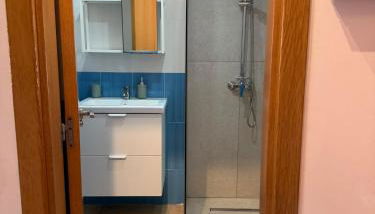 Delfines 61 - Photo 5, Shower