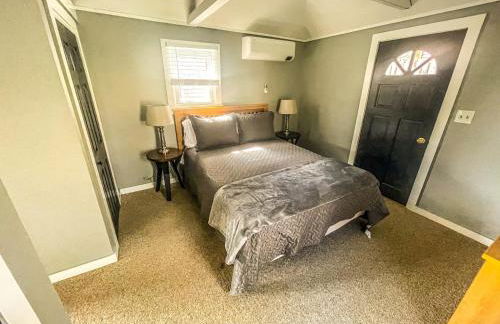 Cozy Pond Side Cottage in Bar Harbor! [The Nook] - Foto 3