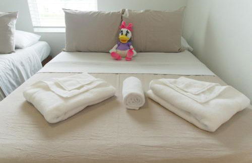 Modern Bright Home - Pool, Parks and Disney - Foto 15