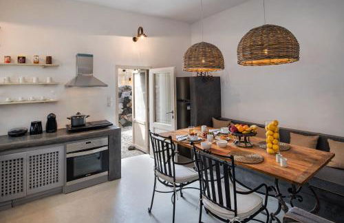 Rock Villas Santorini - Villa Legend Castle View Jacuzzi 130 sq m up to 7 Guests - Foto 25