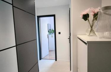 Sova Haus Chorzow, Katowice, Stadion Śląski, 24h Self check-in, Free parking, Shops 1 min walk, No Elevator-3rd floor - Foto 12