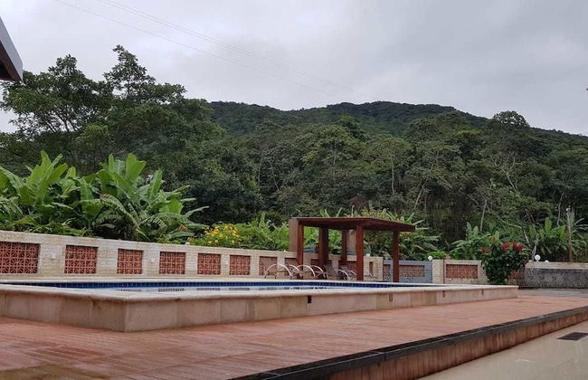 Hotel Cantinho Das Flores - Photo 1