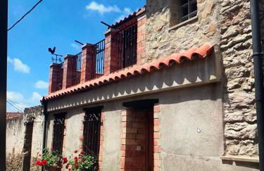 CASA AIDAN rural acogedora con vistas de montaña - Foto 2