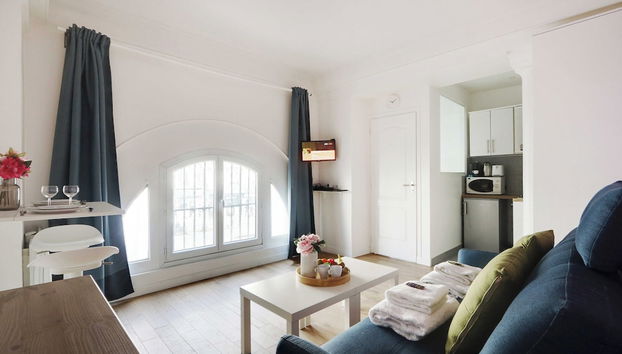 Atypical Bright Studio - 2P - Gare du Nord - Foto 4, Zona de estar