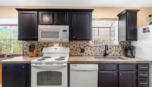 Cozy Timbers - Charming Condo for 6 with Resort-style Amenities - Foto 3